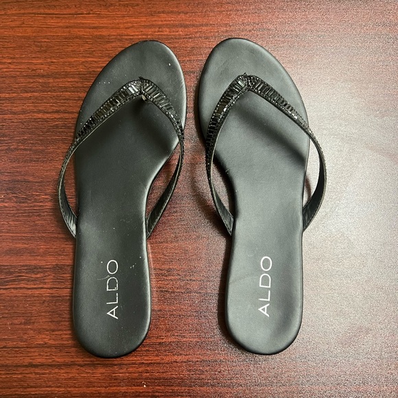 Aldo woman’s sandal w/ embellished straps - Picture 4 of 6